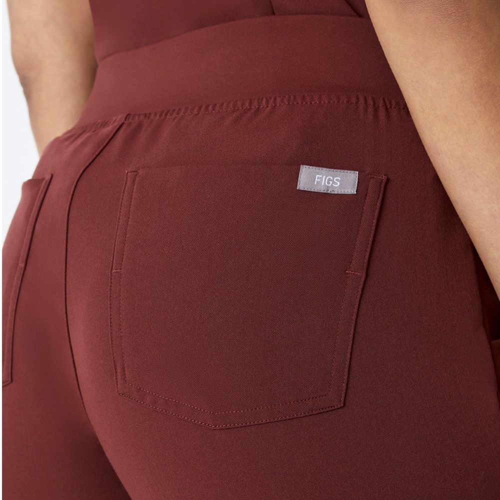 Walnut Zamora - Petite Jogger Scrub Pant - Picture 4 of 7